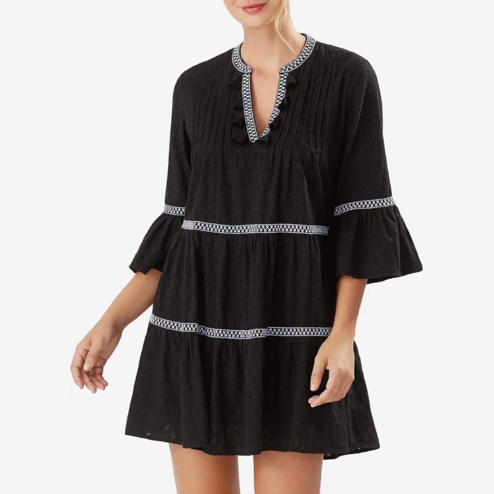 VGUC Tommy Bahama Cotton Clip embellished Black Swim Coverup. Small. 34”L, 40”B